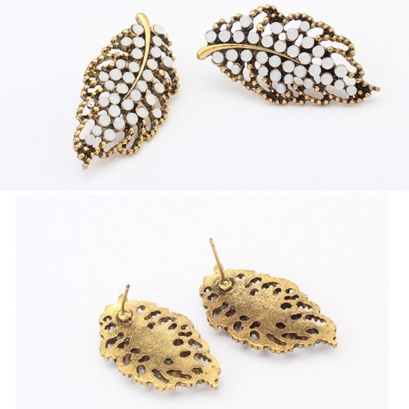 New! Shimmering Leaf Earrings - Picture 2 of 6